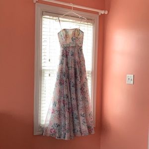 Size 00-02 floral dress by Dave and Jonny